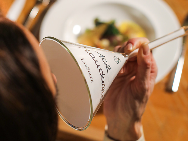 dinner à parfum at magna pars