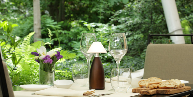 outdoor lunch at the restaurant