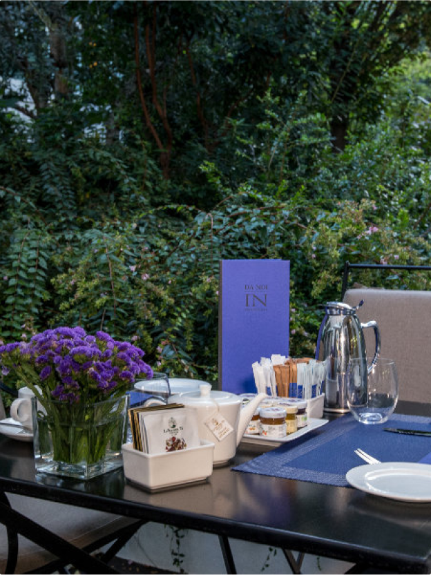 lunch outdoor