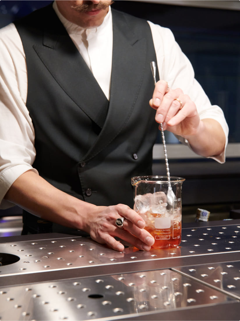 barman del labsolue bar