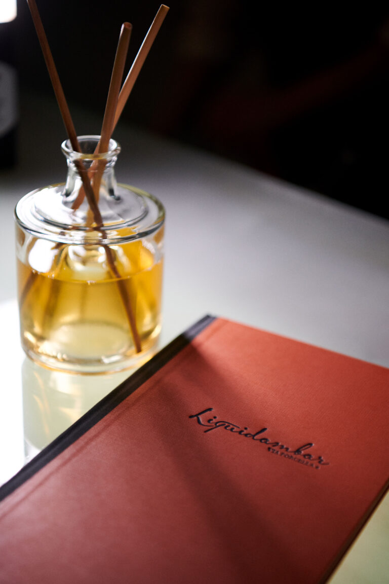 closed menù of Liquidambar